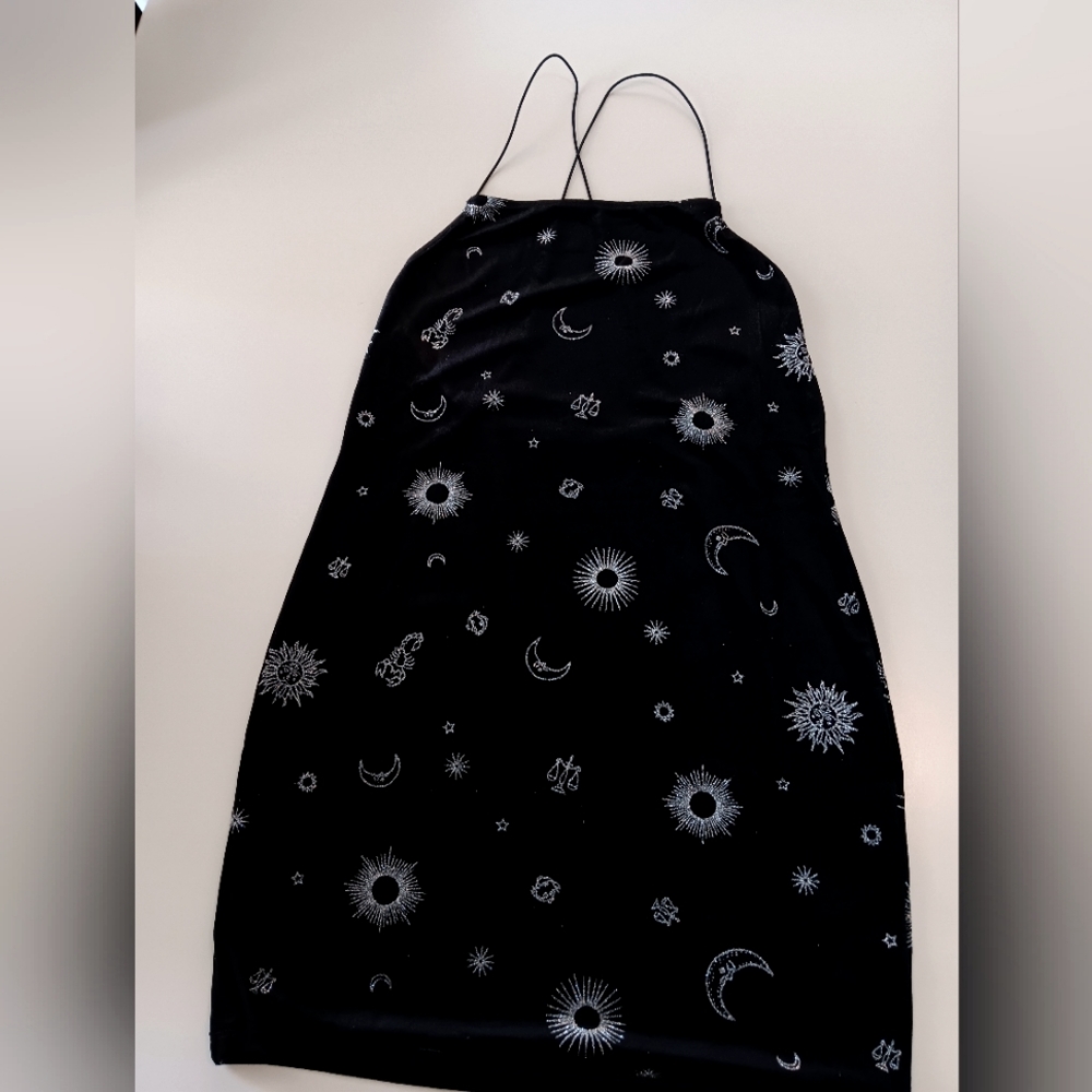 Dark blue bodycon summer dress  - size LG.  Brand is DIVIDED.